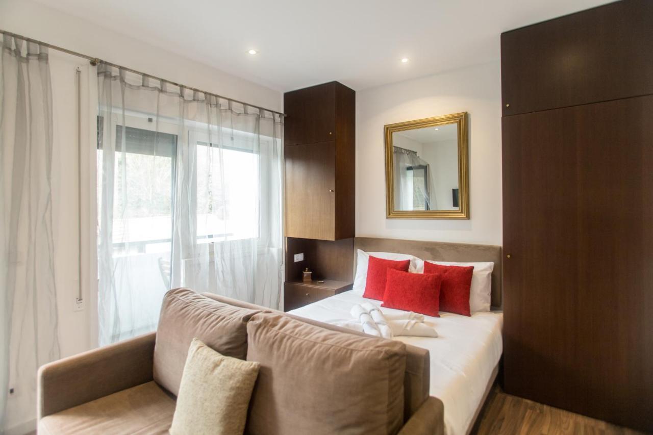 Almada Studios & Suites Porto Luaran gambar